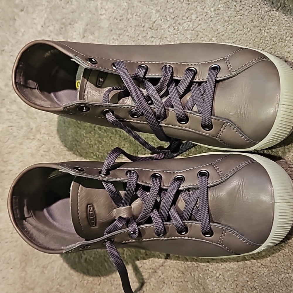 Keen lorelai chukka boots